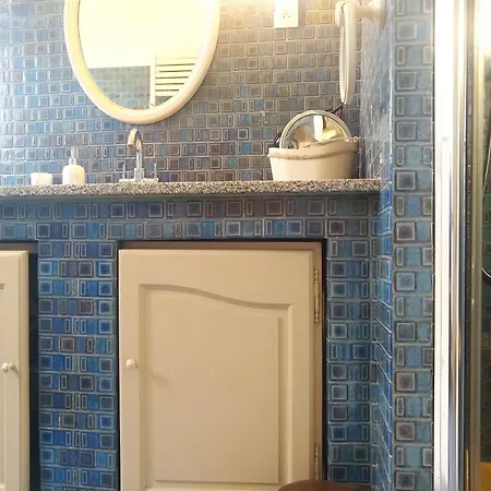 Villa L'echappee Du Canal - Piscine - Cheminee - Clim - Parking Prive Gratuit - 8 Personnes - 3 - Parc *